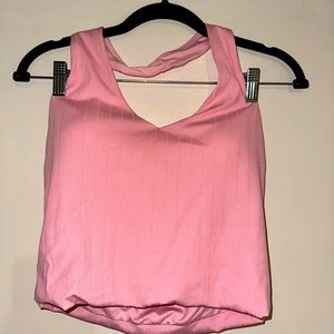 Klassy Network Halter Brami. Light pink, size large.